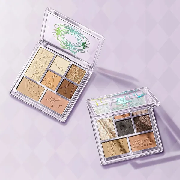 DREAMLAND EYESHADOW Палетка теней