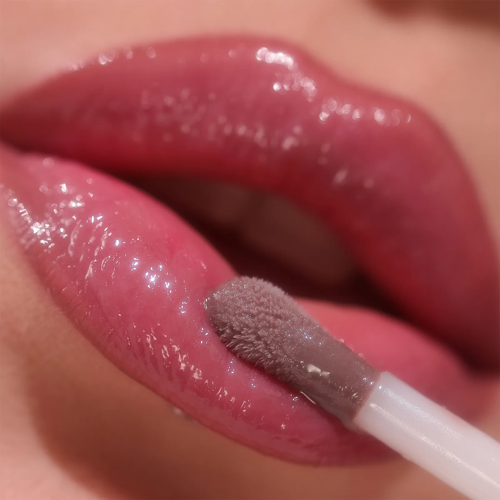 Lip Oil Potion Масло для губ ухаживающее Lip Oil Potion Масло для губ ухаживающее