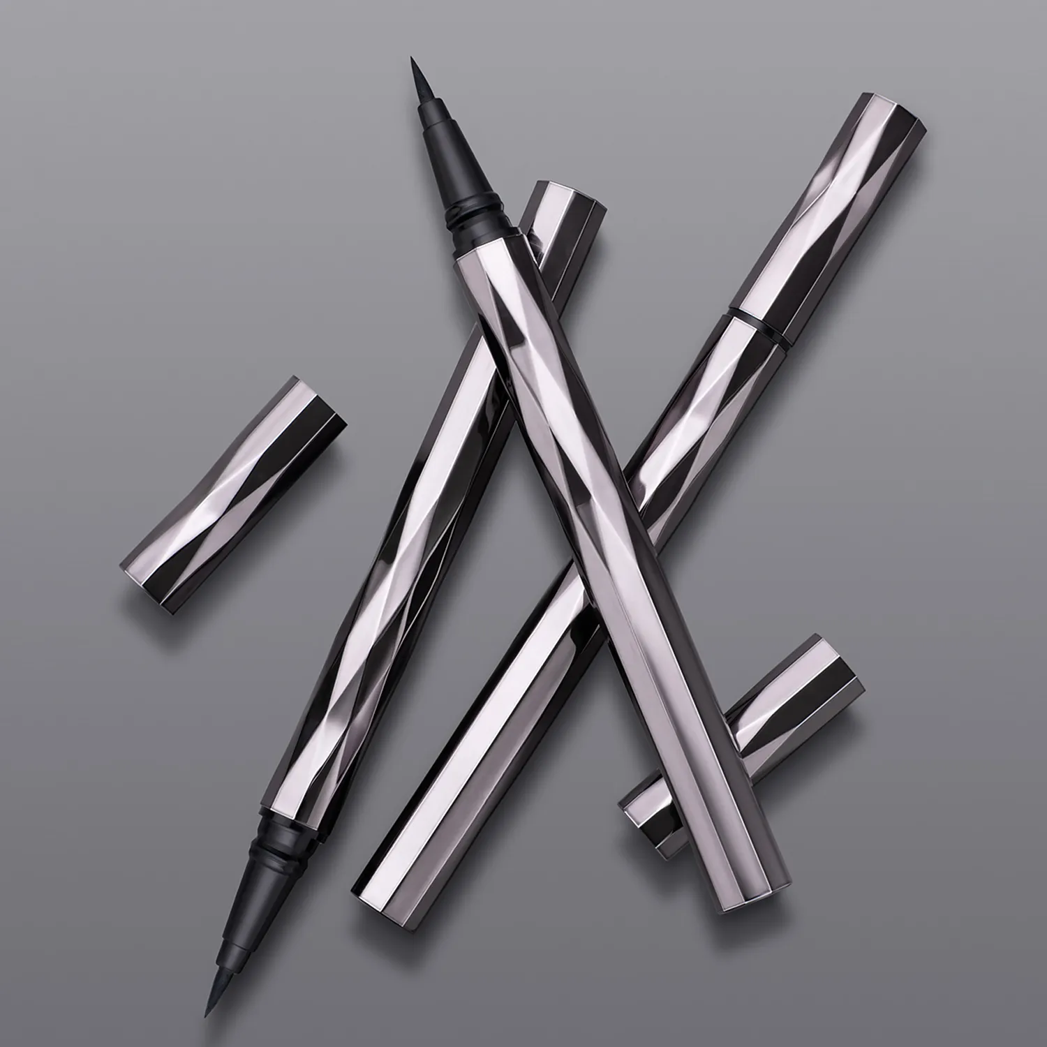 Черная Москва подводка-фломастер для глаз