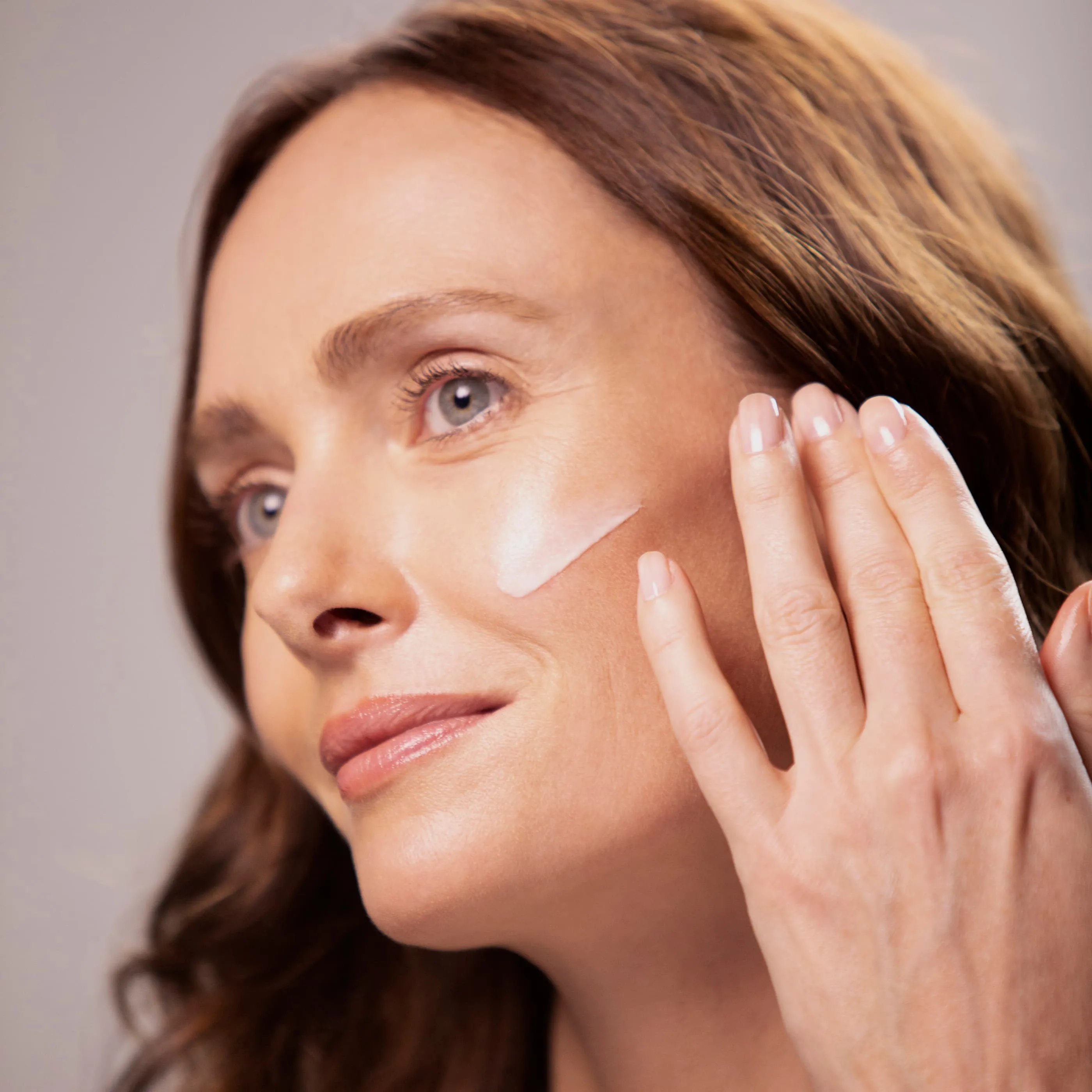 Sisleÿa L'Intégral Anti-Âge Интегральная антивозрастная сыворотка для сияния кожи и борьбы с пигментацией