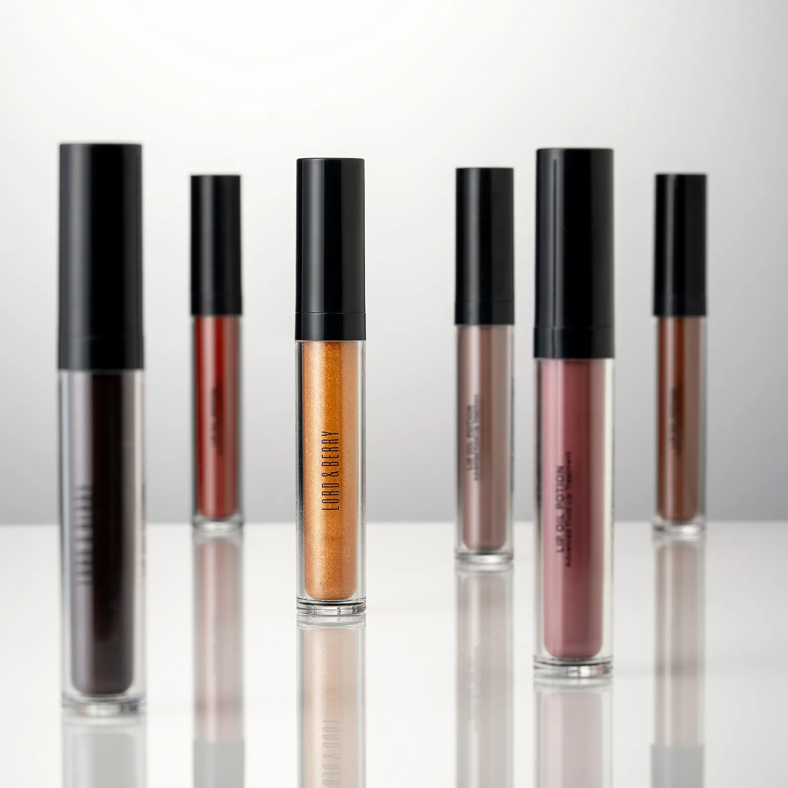 Lip Oil Potion Масло для губ ухаживающее Lip Oil Potion Масло для губ ухаживающее