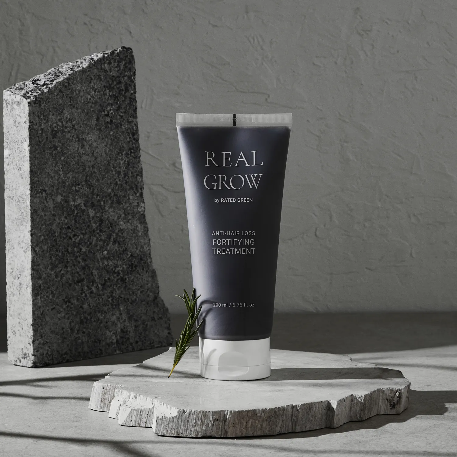 Π£ΠΊΡΠ΅ΠΏΠ»ΡΡΡΠ°Ρ ΠΌΠ°ΡΠΊΠ° Π΄Π»Ρ ΠΊΠΎΠΆΠΈ Π³ΠΎΠ»ΠΎΠ²Ρ ΠΏΡΠΎΡΠΈΠ² Π²ΡΠΏΠ°Π΄Π΅Π½ΠΈΡ Π²ΠΎΠ»ΠΎΡ