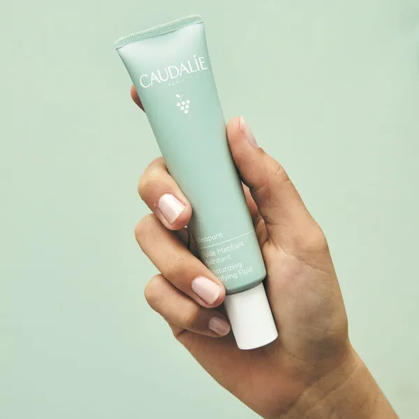 VINOPURE Матирующий увлажняющий флюид