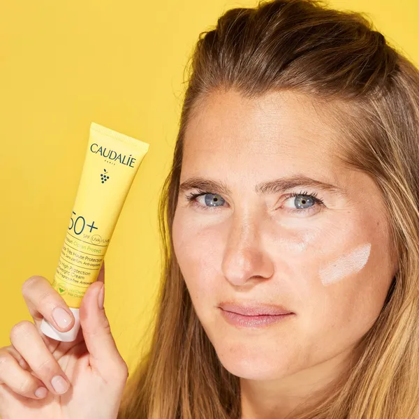 VINOSUN Солнцезащитный флюид SPF50+