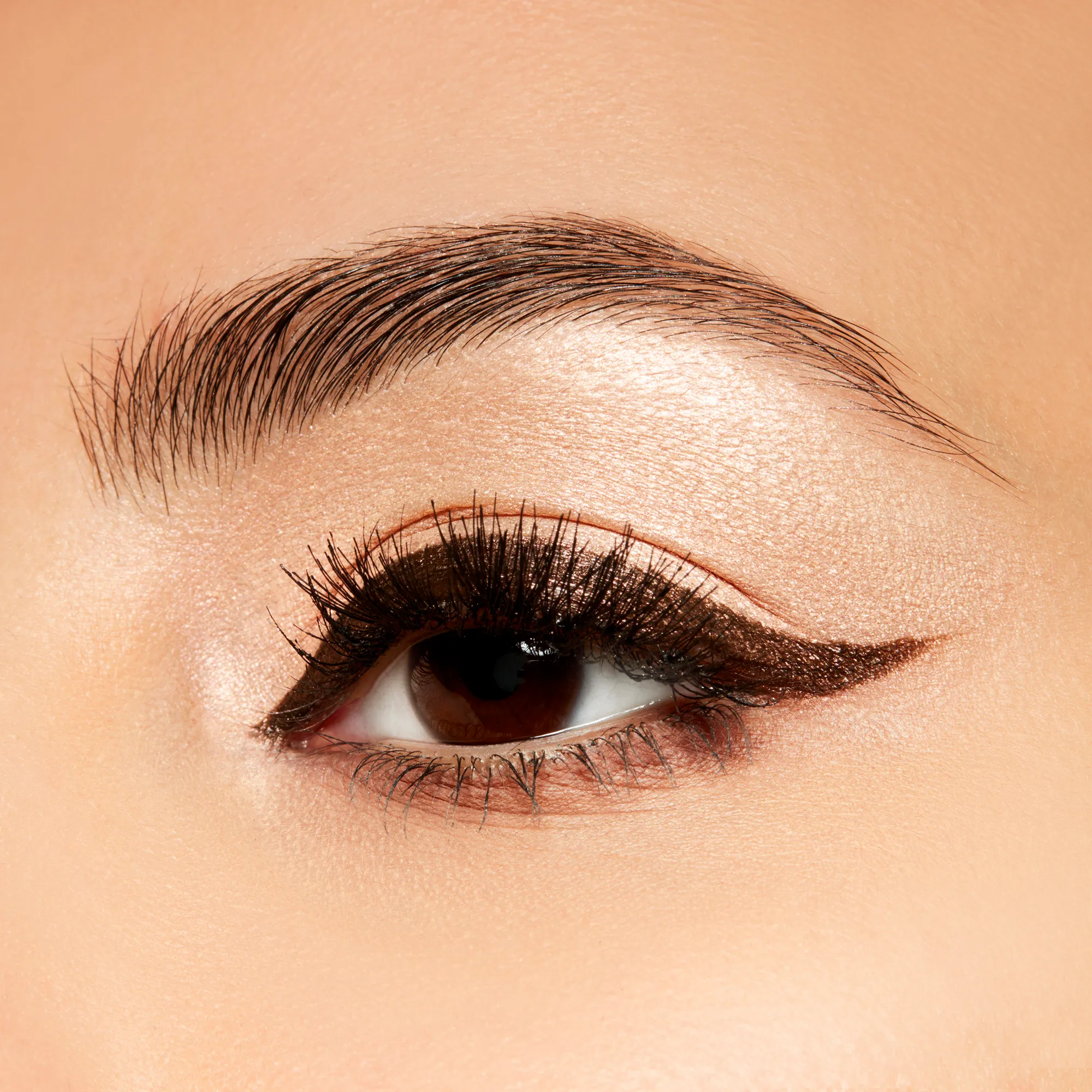 EXTRA DIMENSION EYE SHADOW Кремовые тени