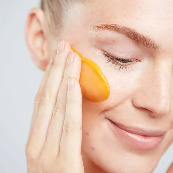 Superfood Очищающее масло для лица с AHA-кислотами в дорожном формате