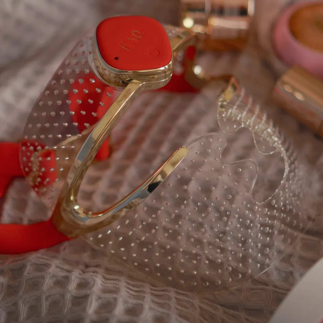 Ультралегкая LED-маска FAQ™ 201 с 3 типами LED-света для молодости вашей кожи