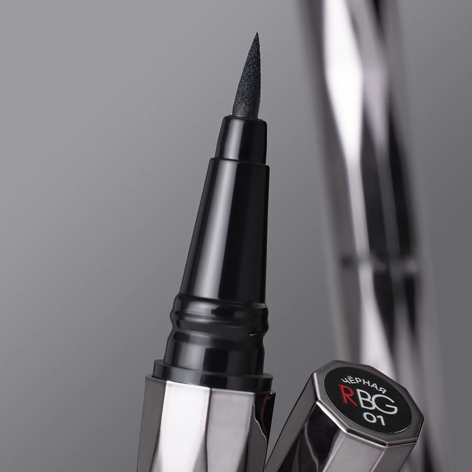 Черная Москва подводка-фломастер для глаз