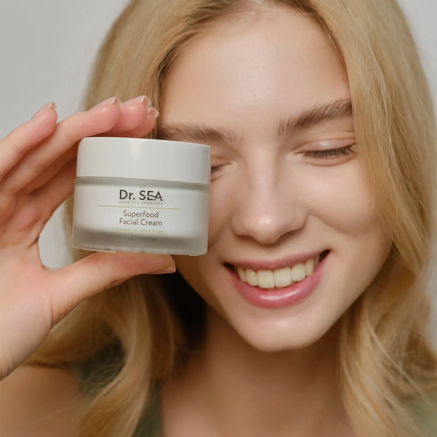 Крем Суперфуд для лица с авокадо и алое вера