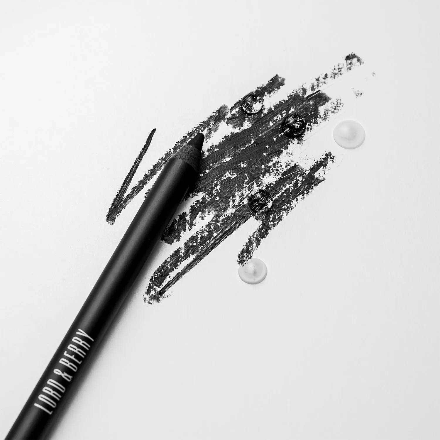 Smudgeproof Карандаш для глаз водостойкий