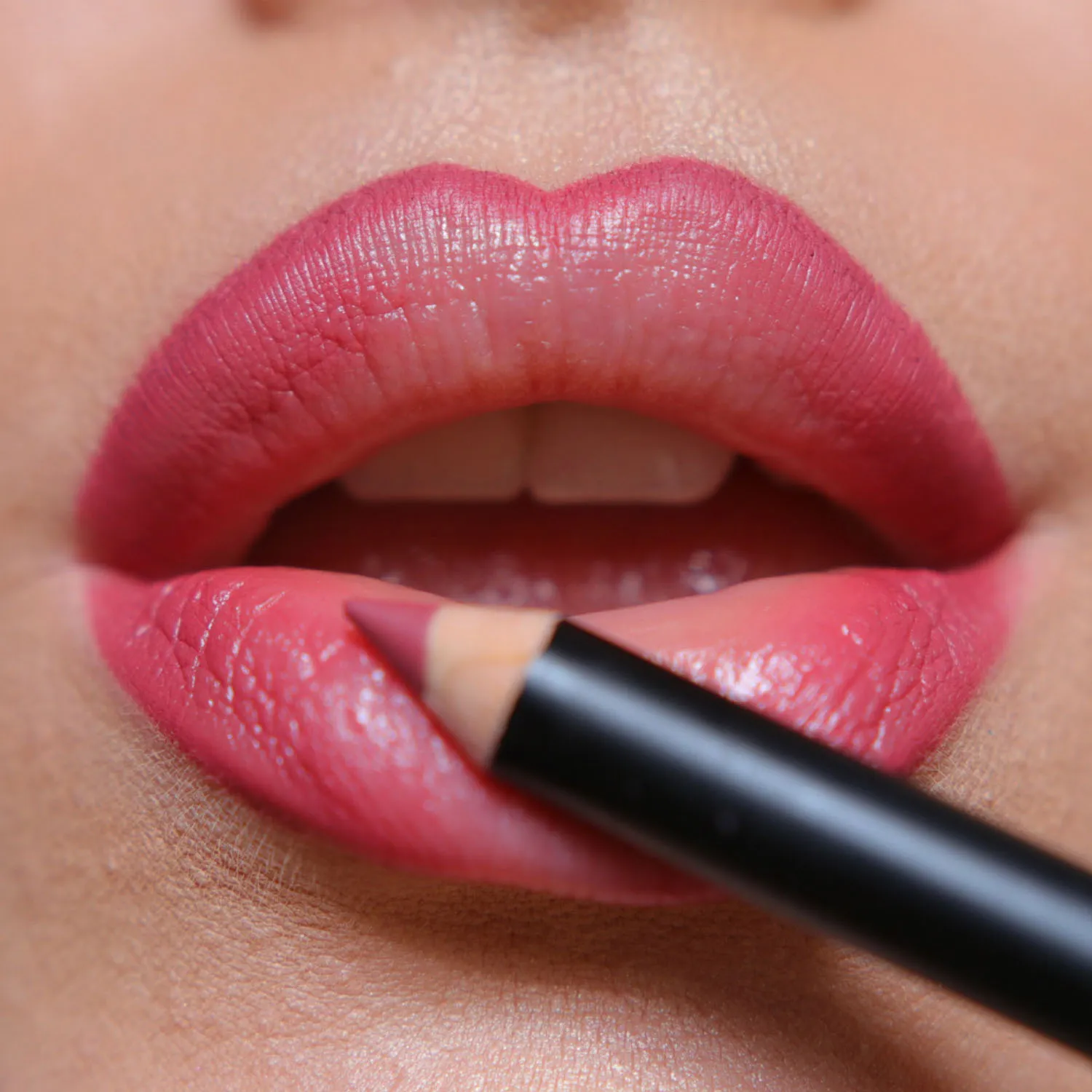 Ultimate Карандаш для Губ