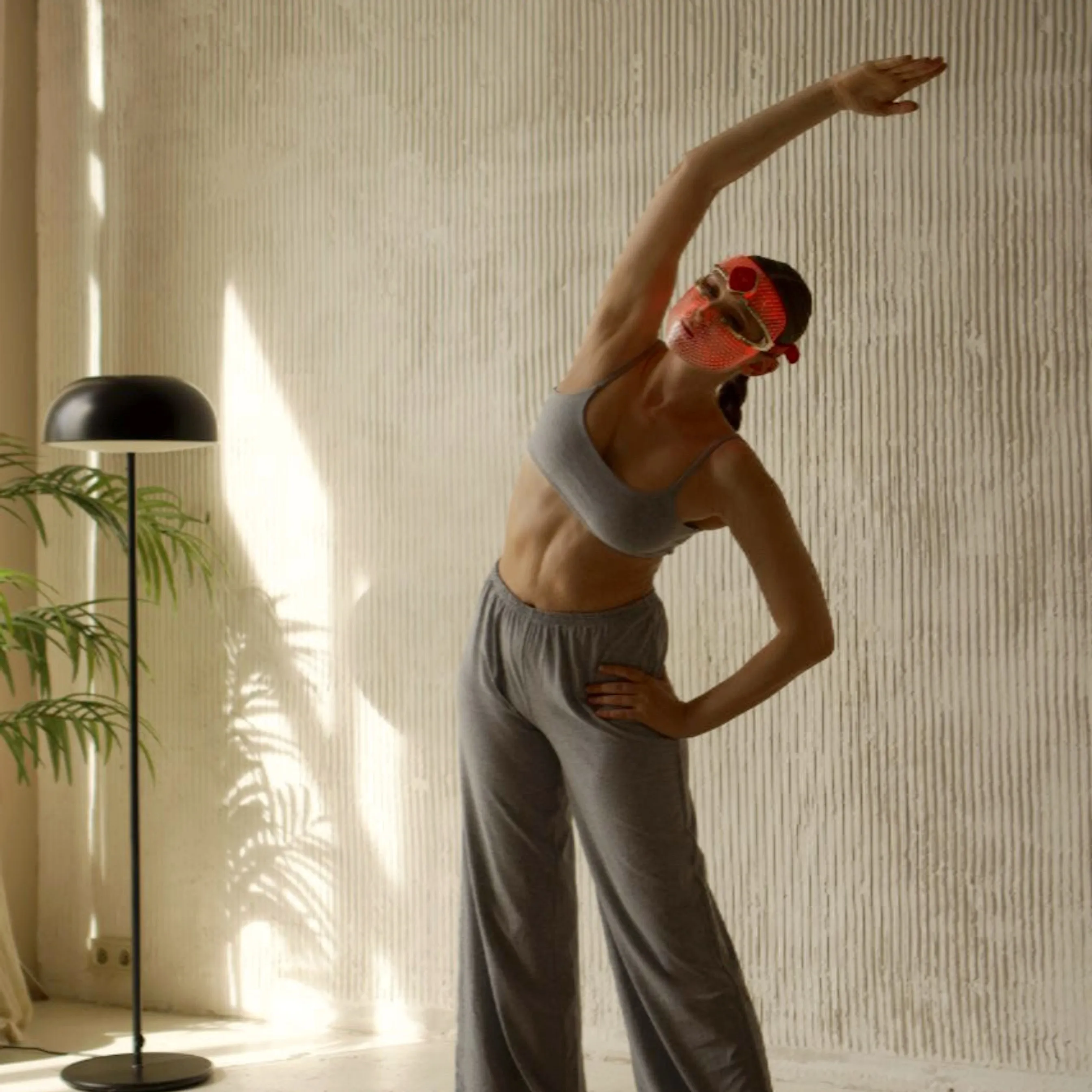 Ультралегкая LED-маска FAQ™ 201 с 3 типами LED-света для молодости вашей кожи