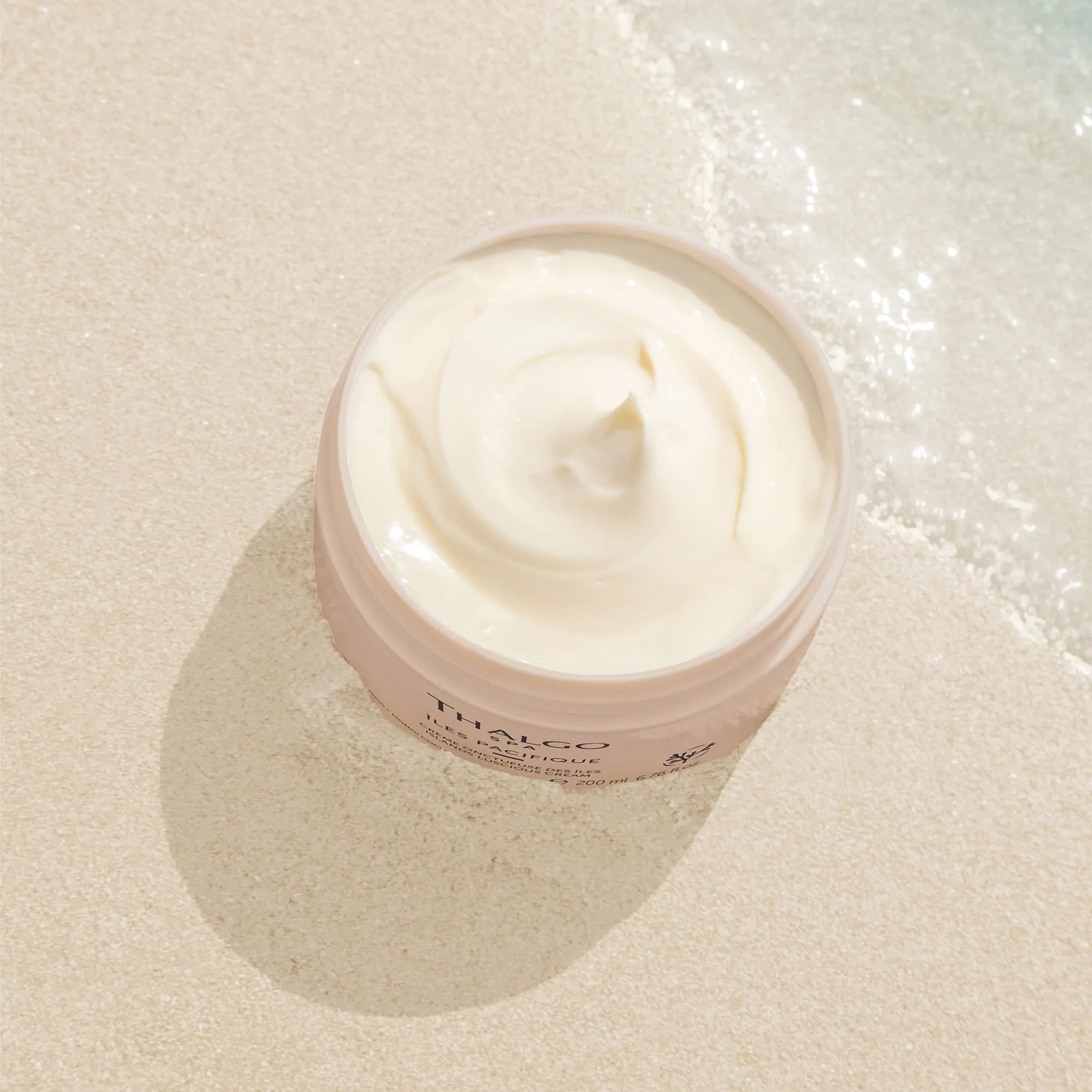 ISLANDS LUSCIOUS CREAM Шелковистый крем для тела Экзотические острова