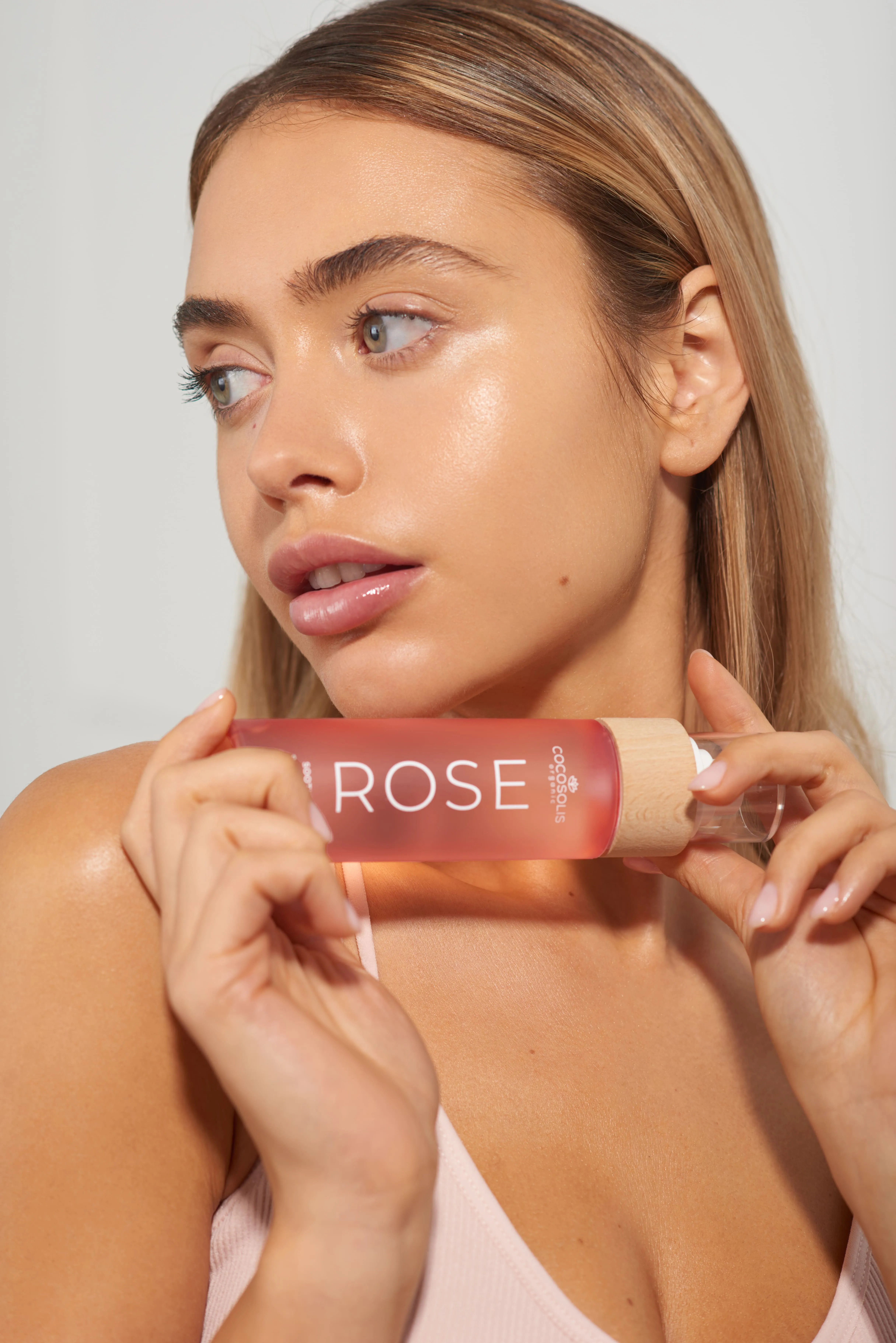 ROSE Тонер успокаивающий для лица с болгарской дамасской розой