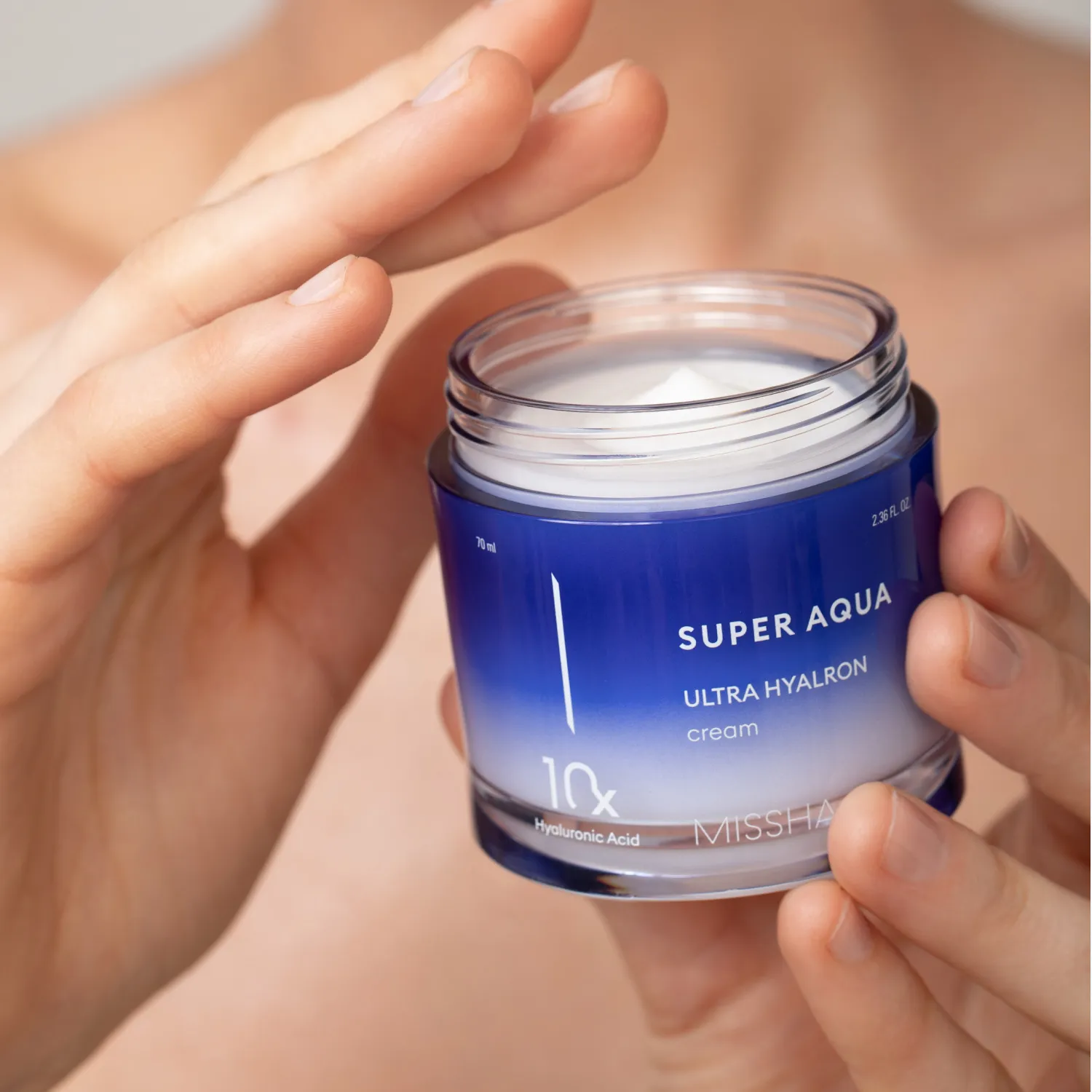 Super Aqua Ultra Hyalron ΠΡΠ΅ΠΌ Π΄Π»Ρ Π»ΠΈΡΠ° ΡΠ²Π»Π°ΠΆΠ½ΡΡΡΠΈΠΉ