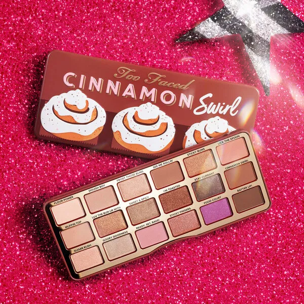 CINNAMON SWIRL Палетка теней для век