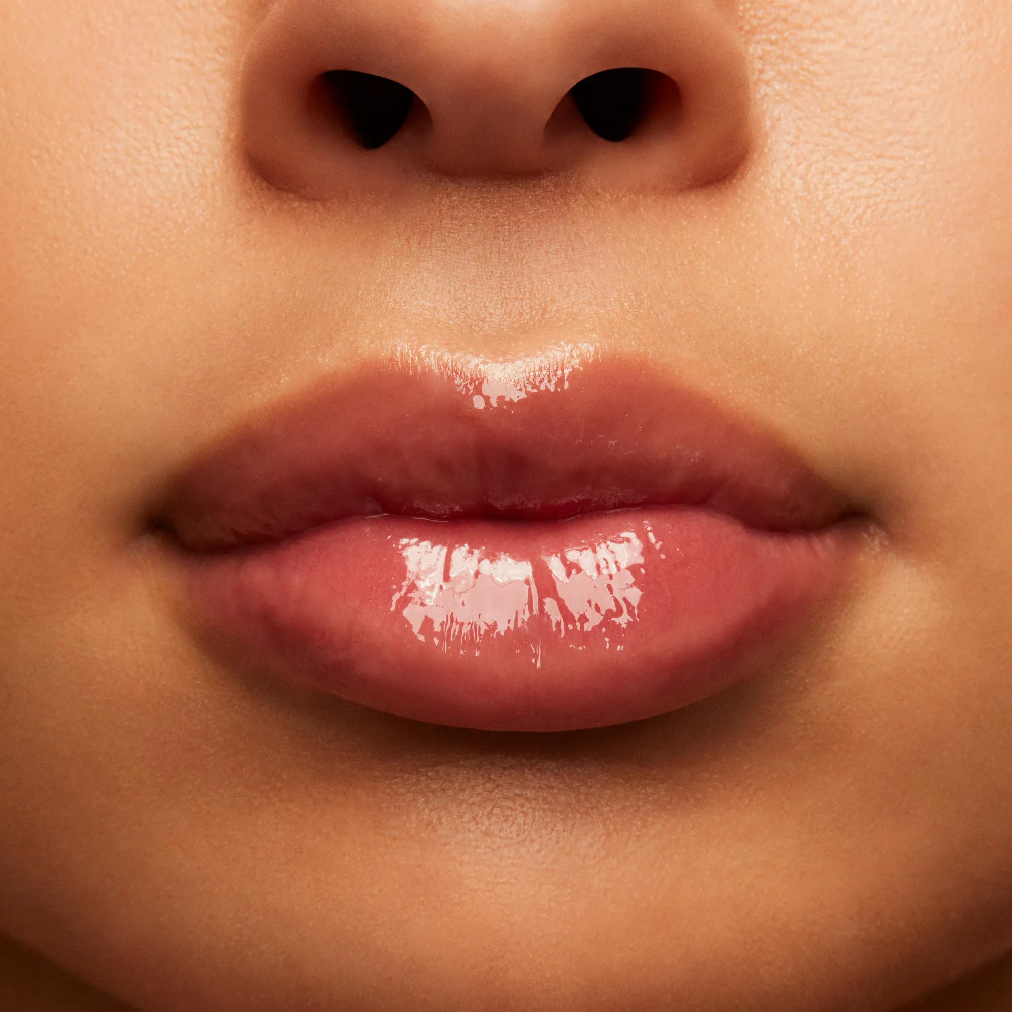 SQUIRT PLUMPING GLOSS STICK Бальзам для губ, придающий объем