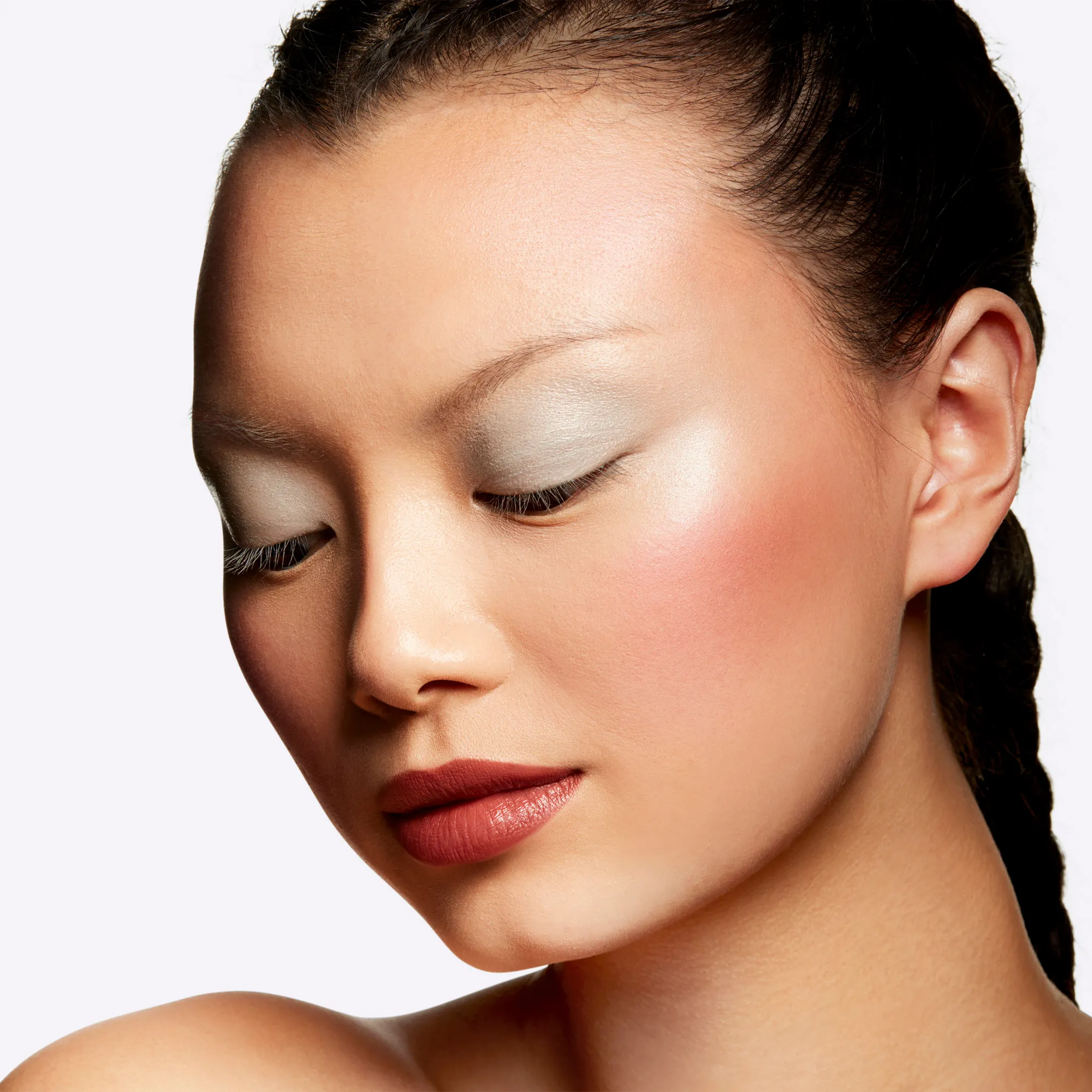 EXTRA DIMENSION BLUSH Кремовые румяна с эффектом сияния