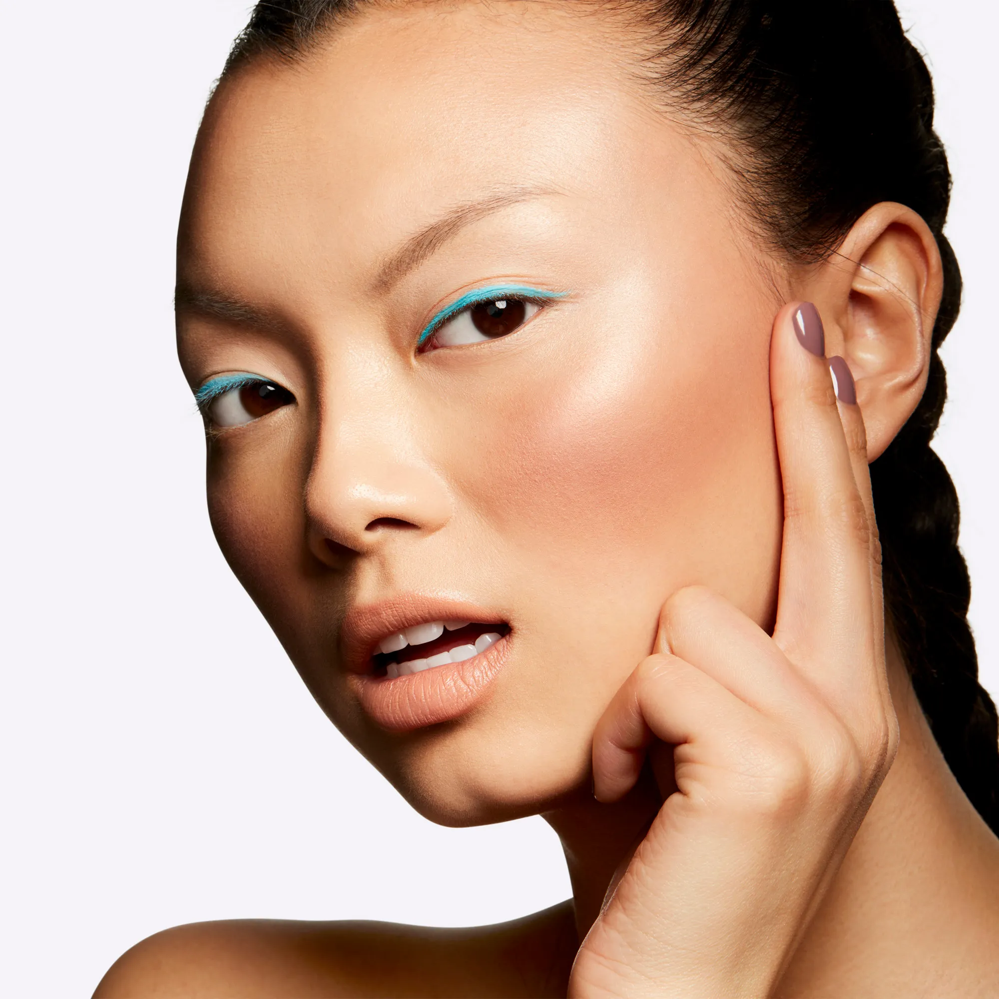 EXTRA DIMENSION BLUSH Кремовые румяна с эффектом сияния