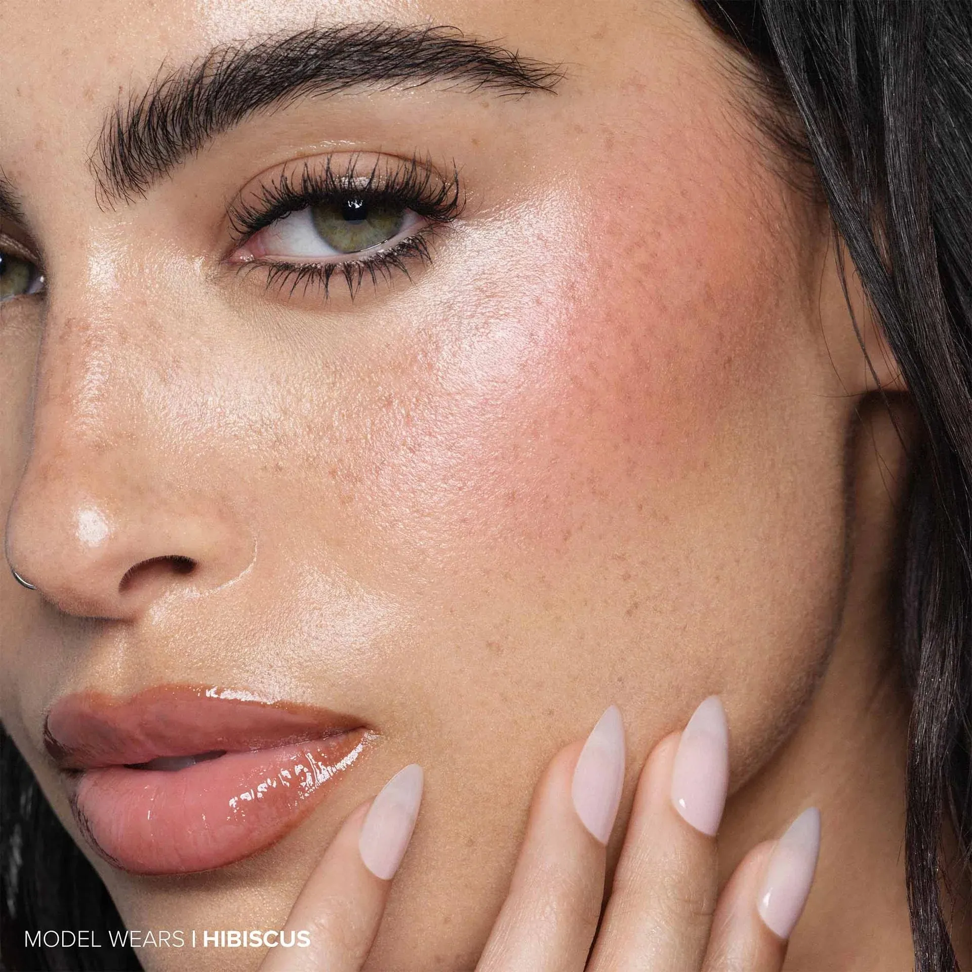 BLURRING BLUSH SERUM Жидкие румяна