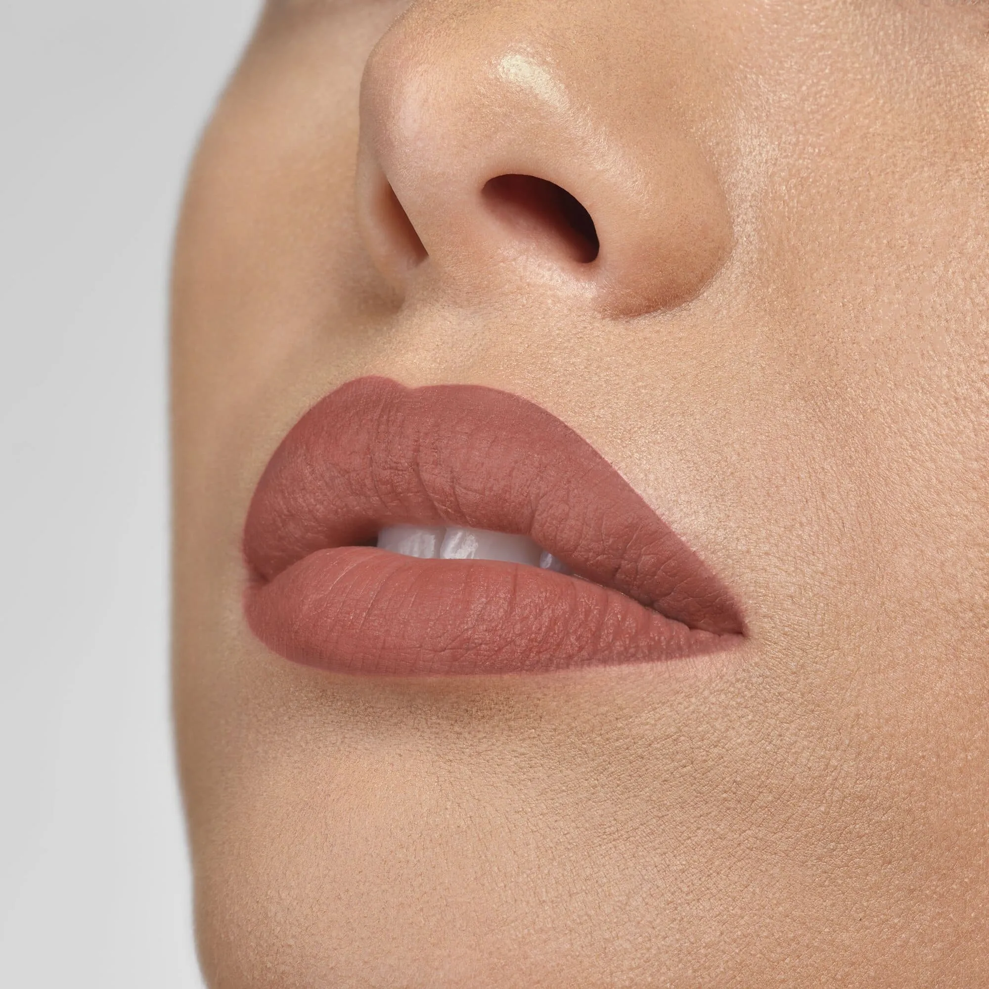 ROUGE ARTIST VELVET NUDE Помада для губ