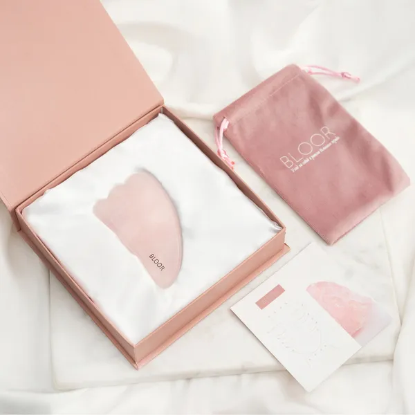 Скребок гуаша Лапка из цельного розового кварца