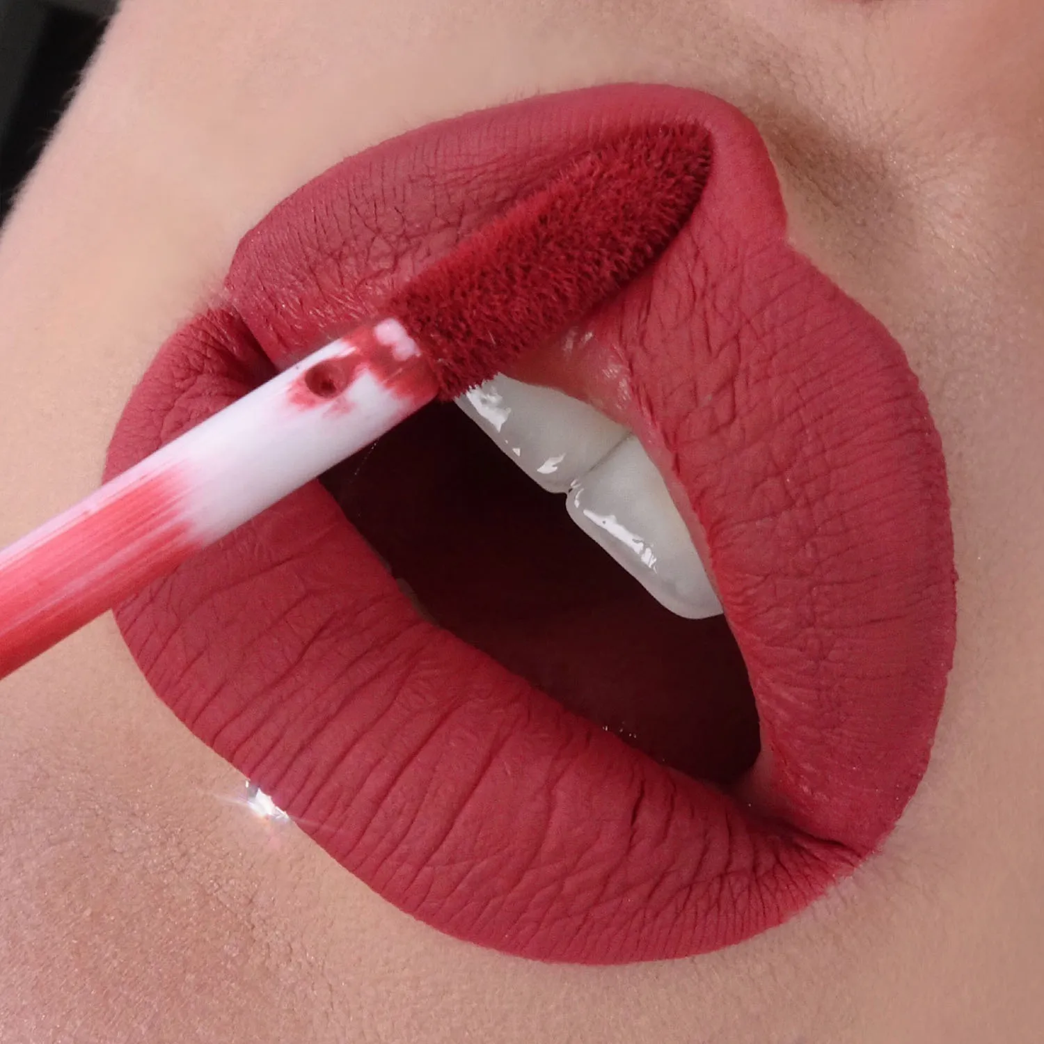 Timeless Устойчивая матовая губная помада 