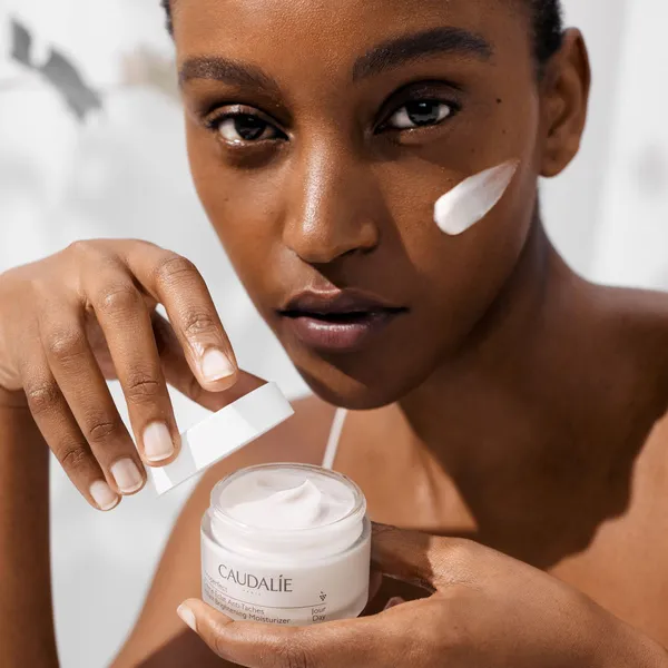 VINOPERFECT Дневной крем для сияния кожи