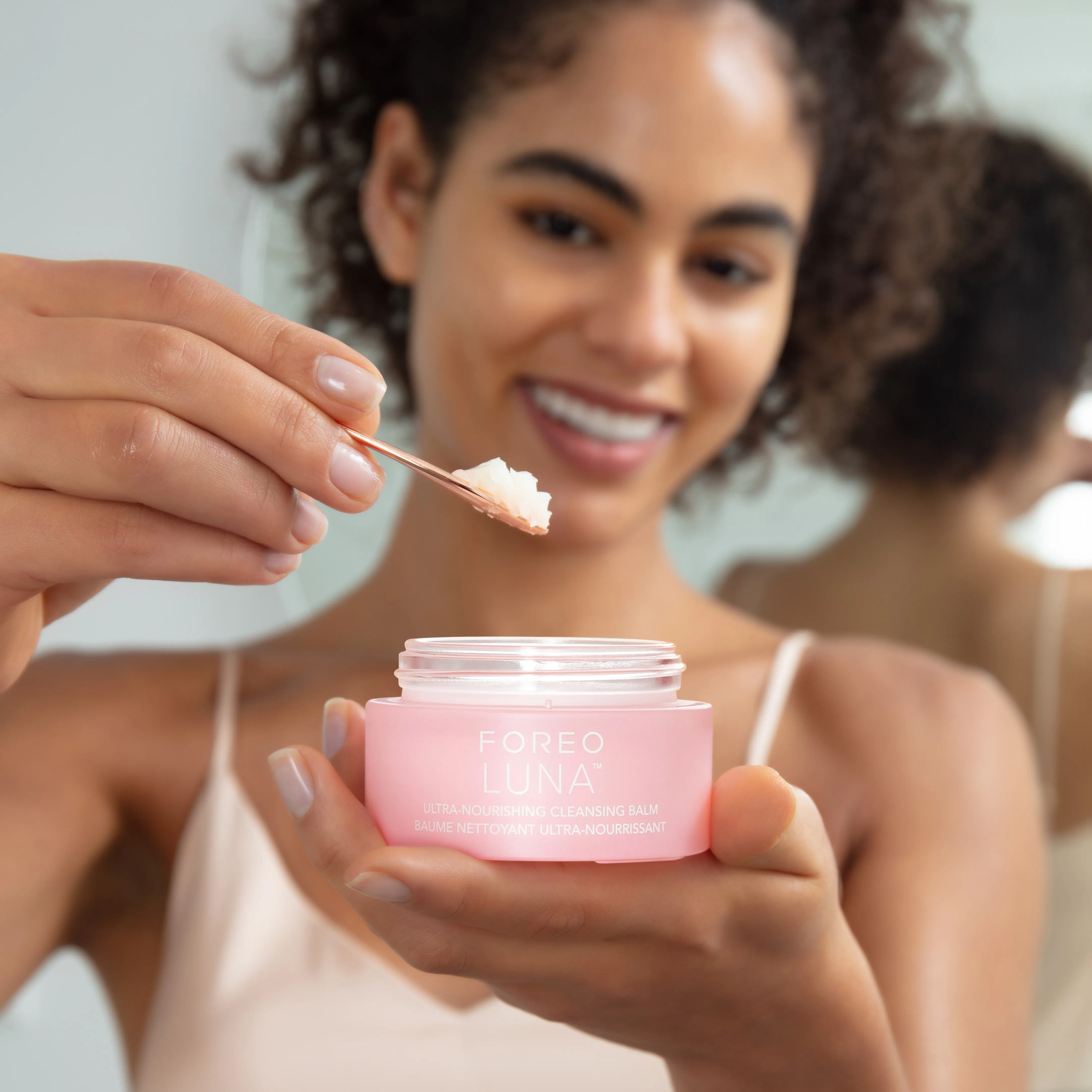 Бальзам для снятия макияжа и очищения кожи лица LUNA™ ULTRA NOURISHING CLEANSING BALM