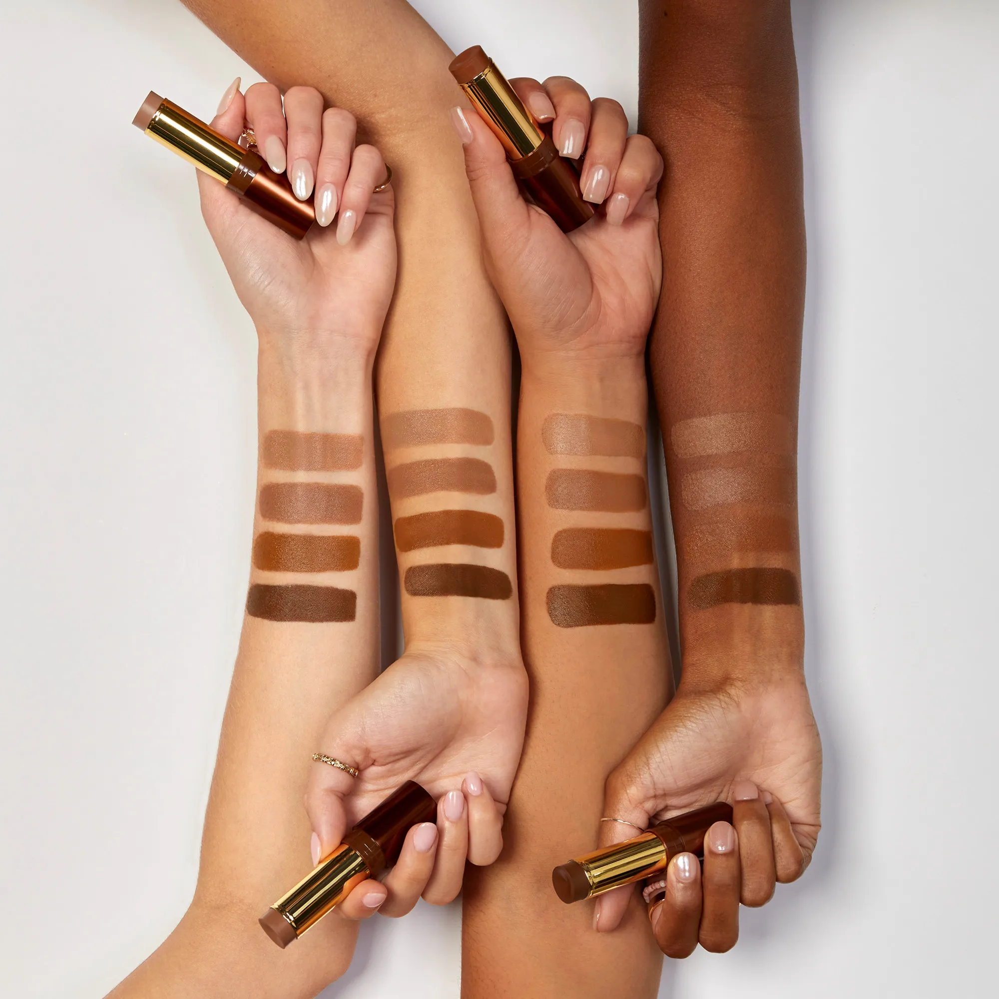 CHOCOLATE SOLEIL MELTING BRONZING & SCULPTING STICK Бронзирующий и скульптурирующий стик для лица