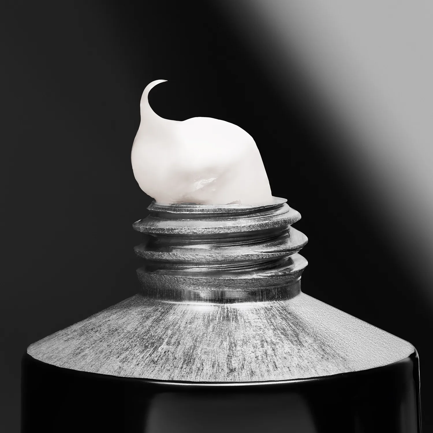 Крем парфюмированный для рук и ног