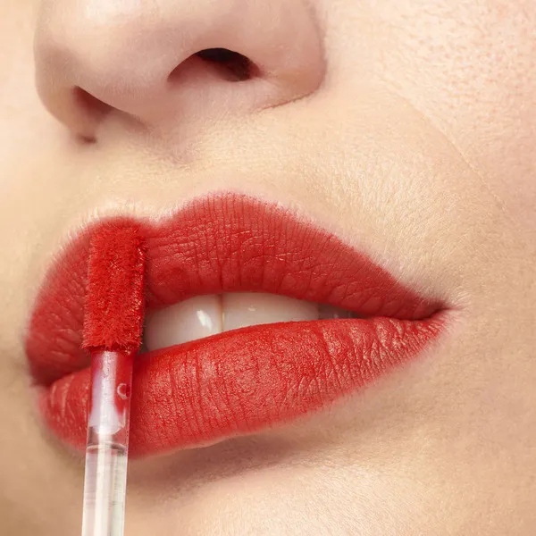 Lip Blush Матовый тинт-румяна для губ