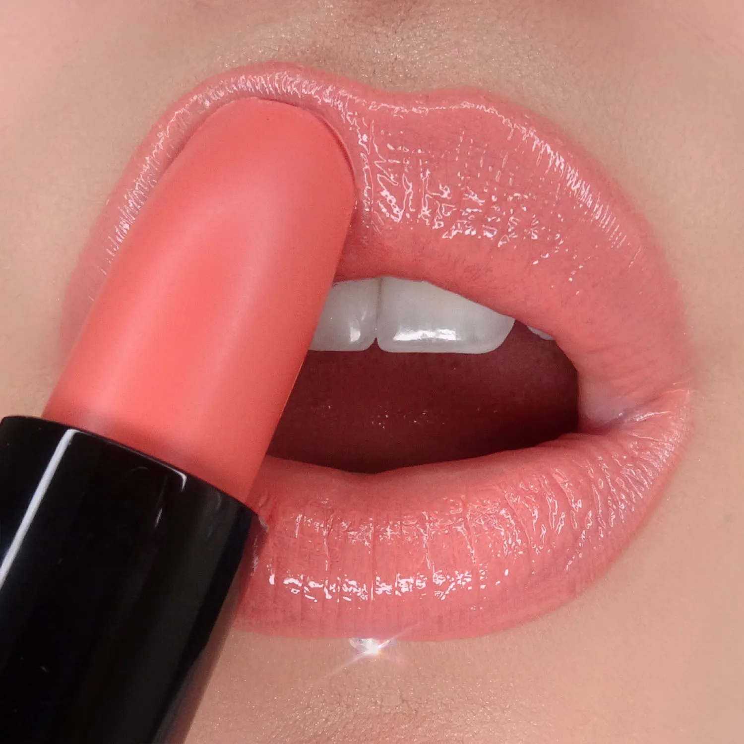 Jamais Полупрозрачная губная помада