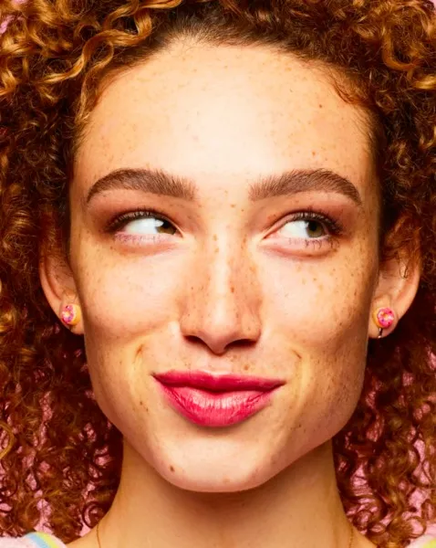 Boi-ing Cakeless Флюидный консилер с плотной текстурой