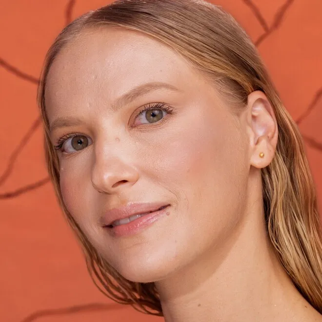 GLOWISH CHEEKY VEGAN Румяна