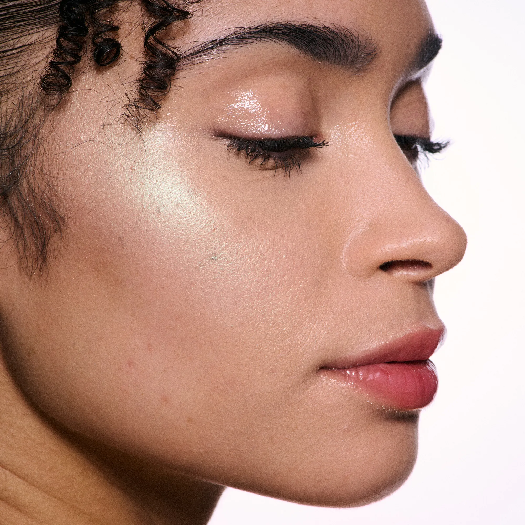 BOUNCE&GLEAM HIGHLIGHTER Хайлайтер для лица