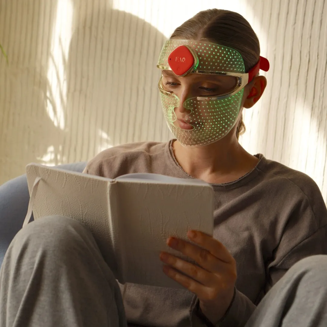 Ультралегкая LED-маска FAQ™ 201 с 3 типами LED-света для молодости вашей кожи