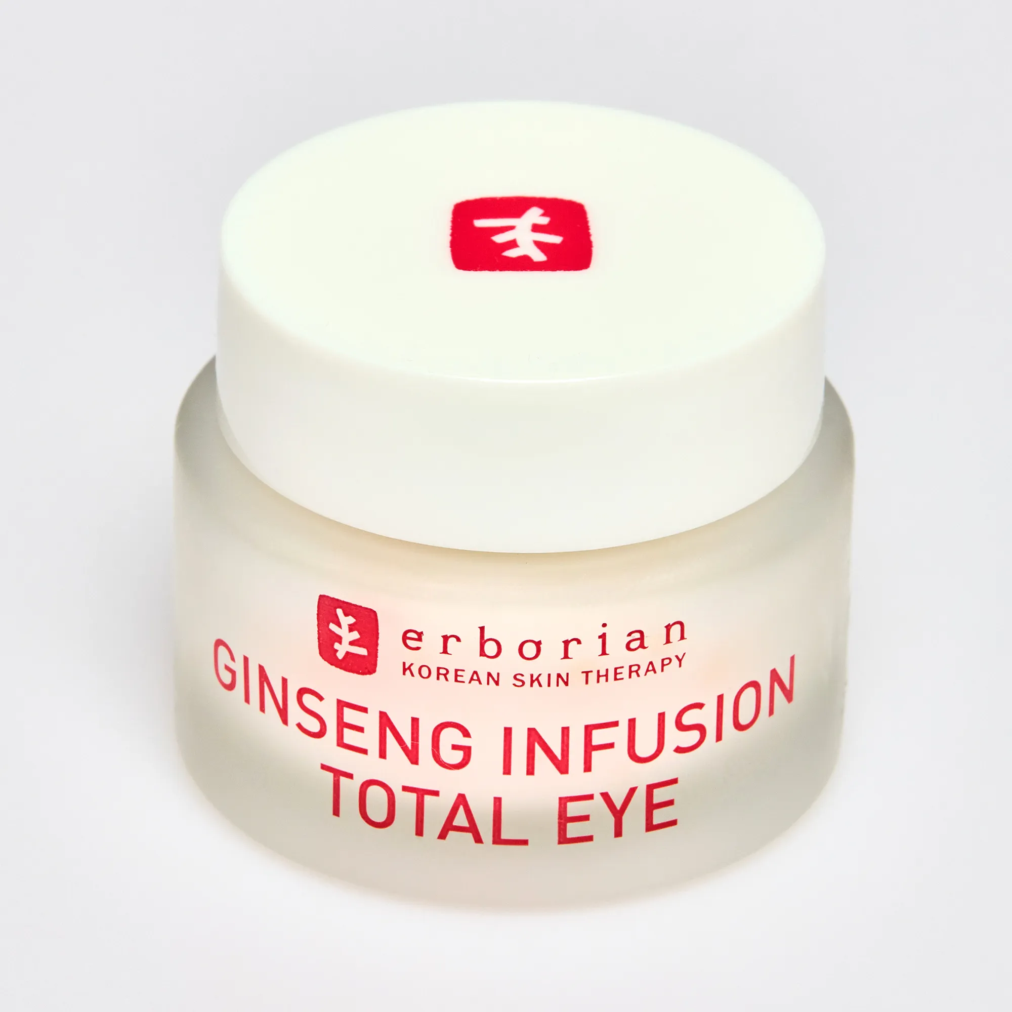 Женьшень Восстанавливающий уход за кожей вокруг глаз