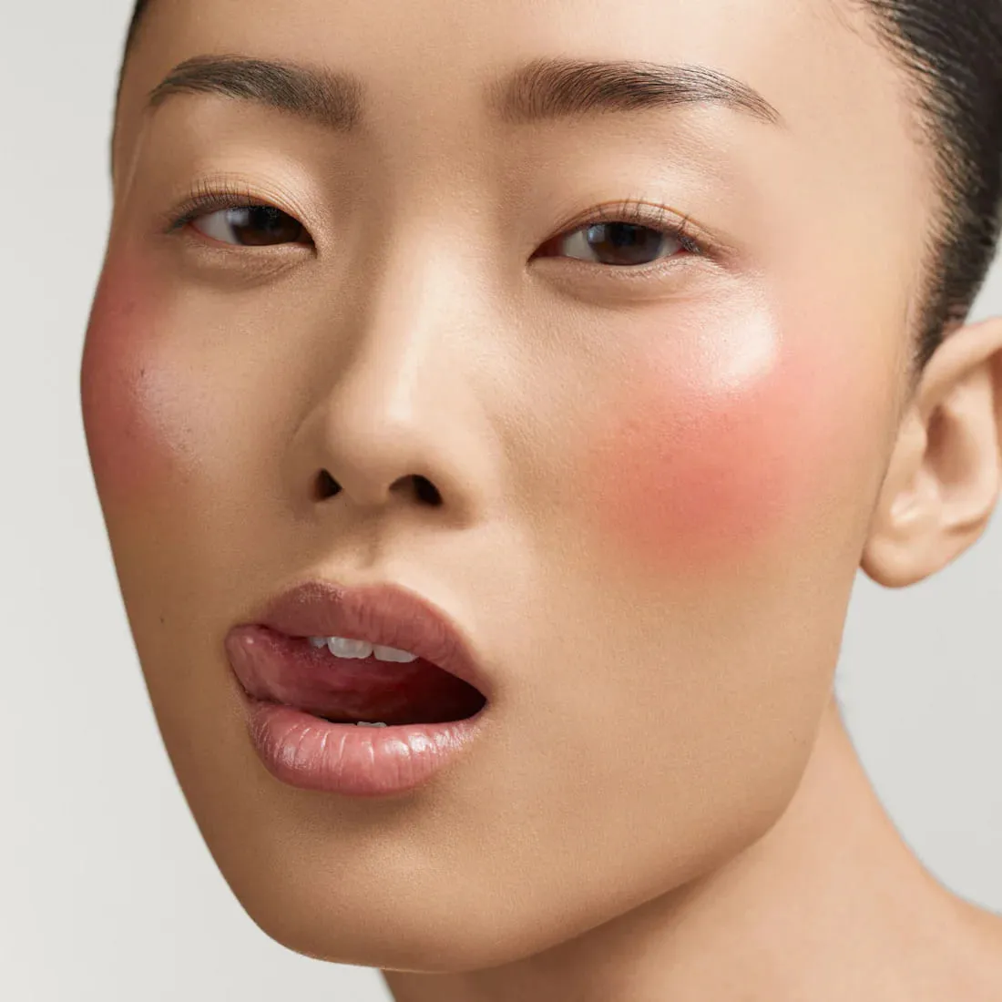 LEGENDARY GLOW COLOUR BALM DIVINE BLUSH Кремовые румяна