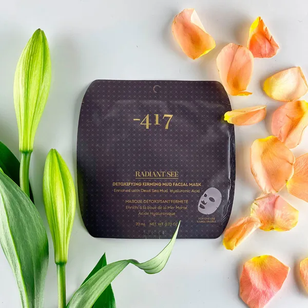 DETOXIFYING FIRMING MUD FACIAL MASK Маска-детокс тканевая для упругости и плотности кожи с грязью Мертвого моря