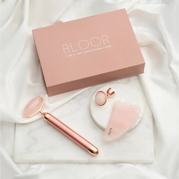 Набор Гуаша с кварцевым роллером с вибрацией и скребком Сердце