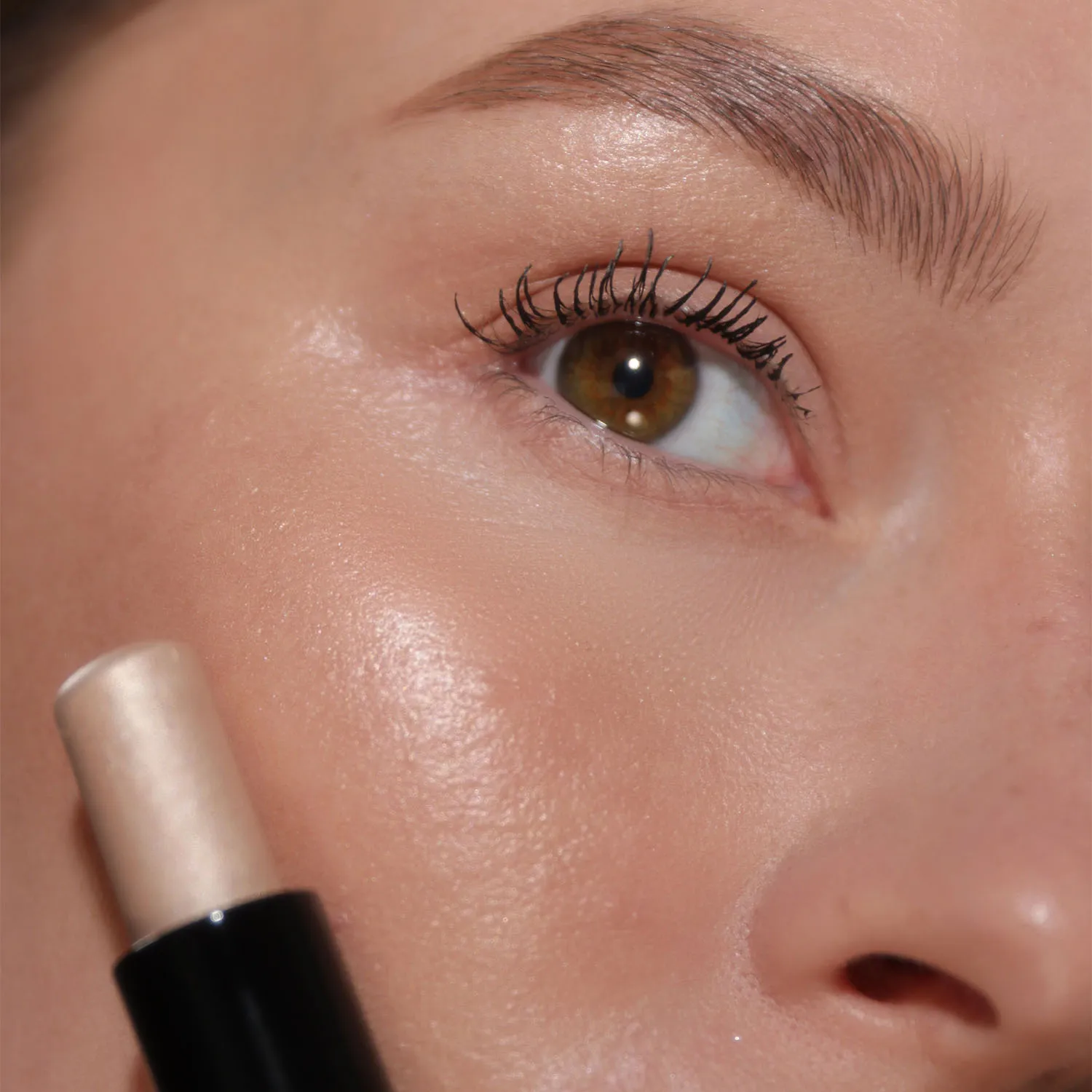 Luminizer Хайлайтер-стик