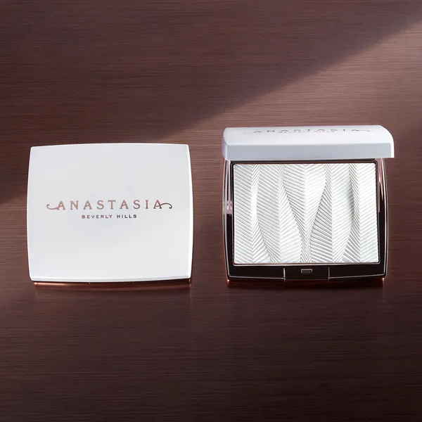 ICED OUT HIGHLIGHTER Хайлайтер