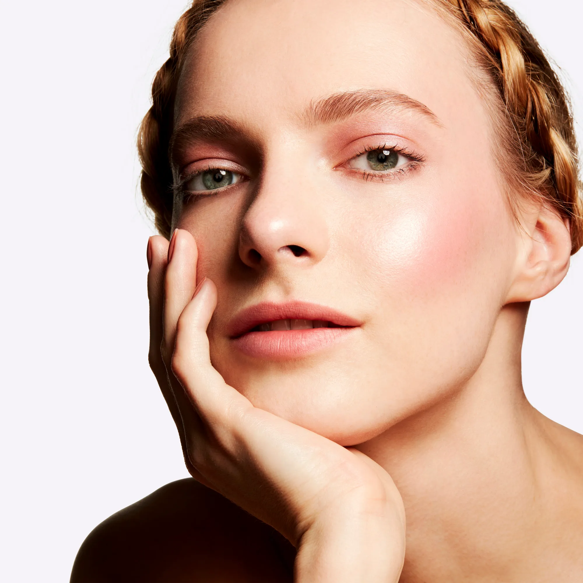 EXTRA DIMENSION BLUSH Кремовые румяна с эффектом сияния