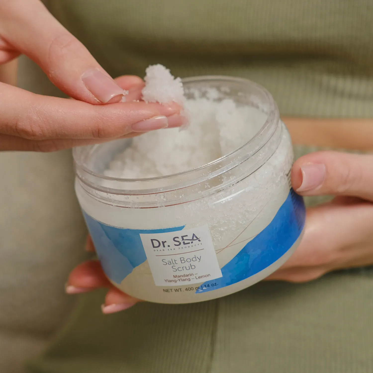 Солевой скраб для тела мандарин-иланг-иланг-лимон