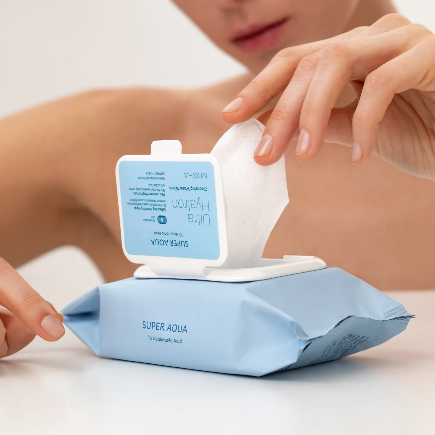 Super Aqua Ultra Hyalron Π‘Π°Π»ΡΠ΅ΡΠΊΠΈ Π΄Π»Ρ ΡΠΌΡΠ²Π°Π½ΠΈΡ ΠΈ ΡΠ½ΡΡΠΈΡ ΠΌΠ°ΠΊΠΈΡΠΆΠ°