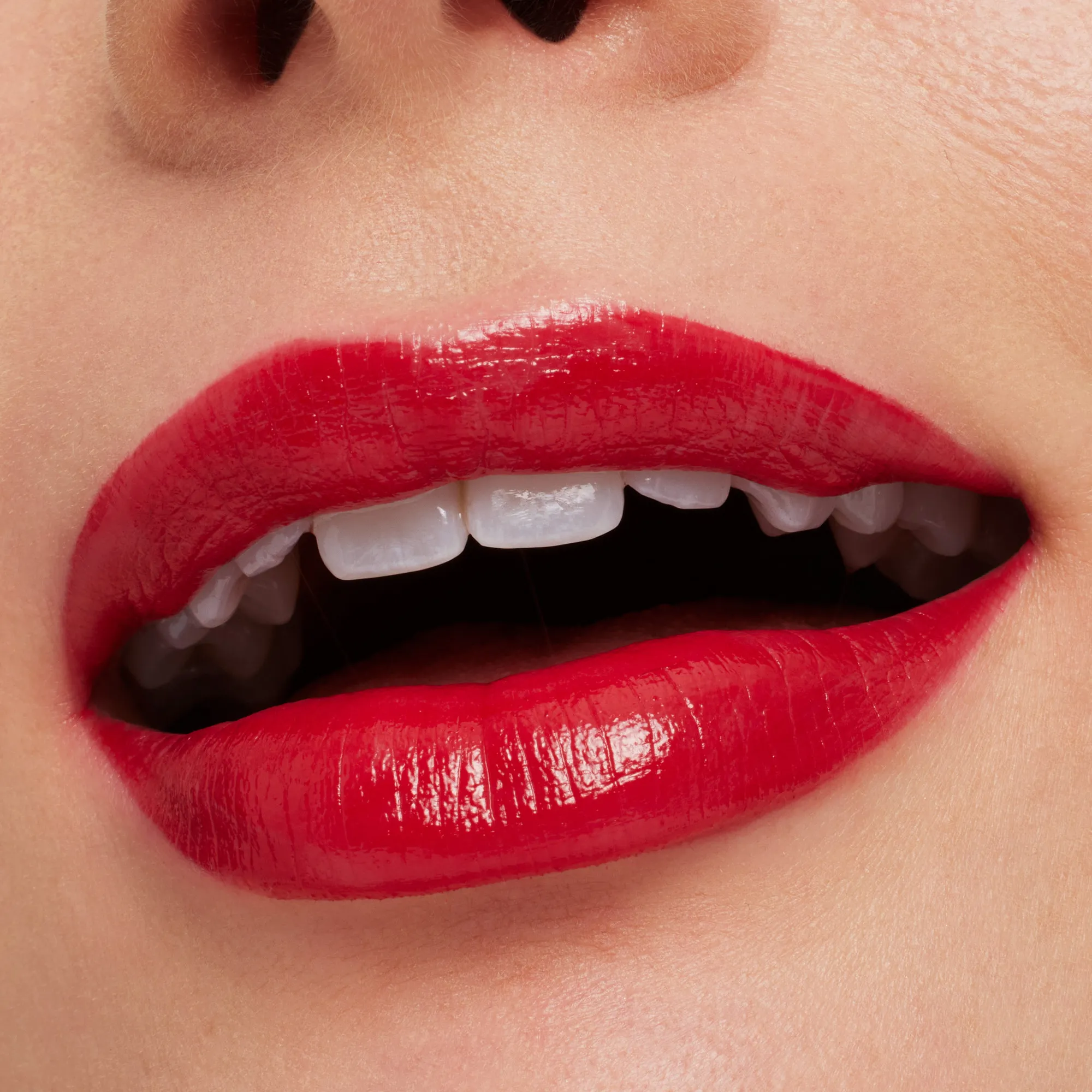 MACXIMAL SLEEK SATIN LIPSTICK Губная помада