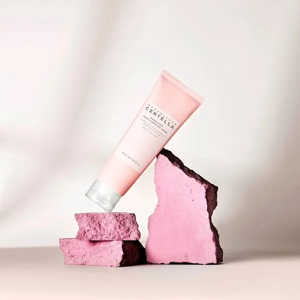 Madagascar Centella Poremizing Пенка для лица для проблемной кожи лица с розовой солью, экстрактом центеллы и комплекс пептидов-9