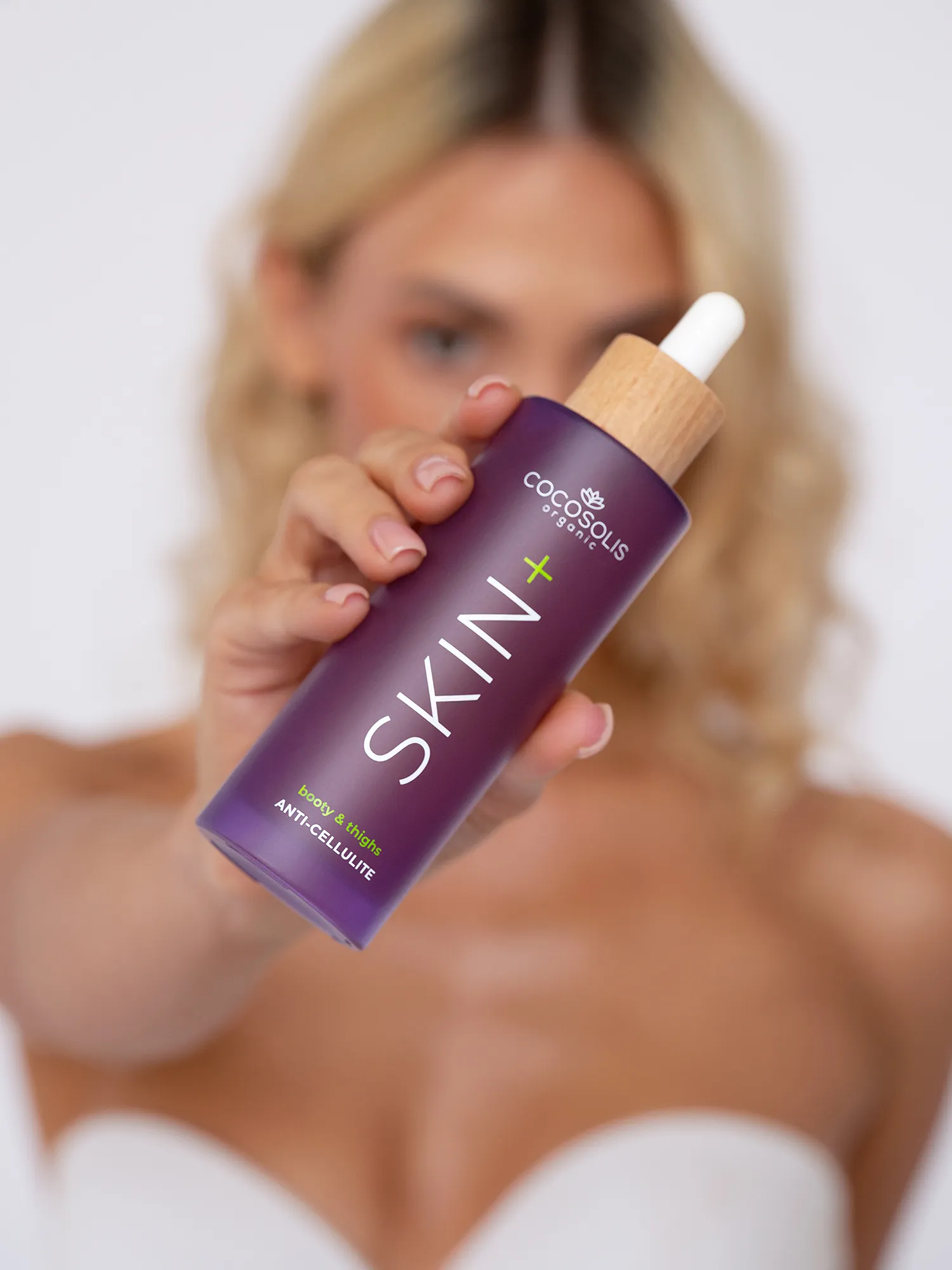 SKIN anti-cellulite serum booty & thighs Антицеллюлитная сыворотка для тела