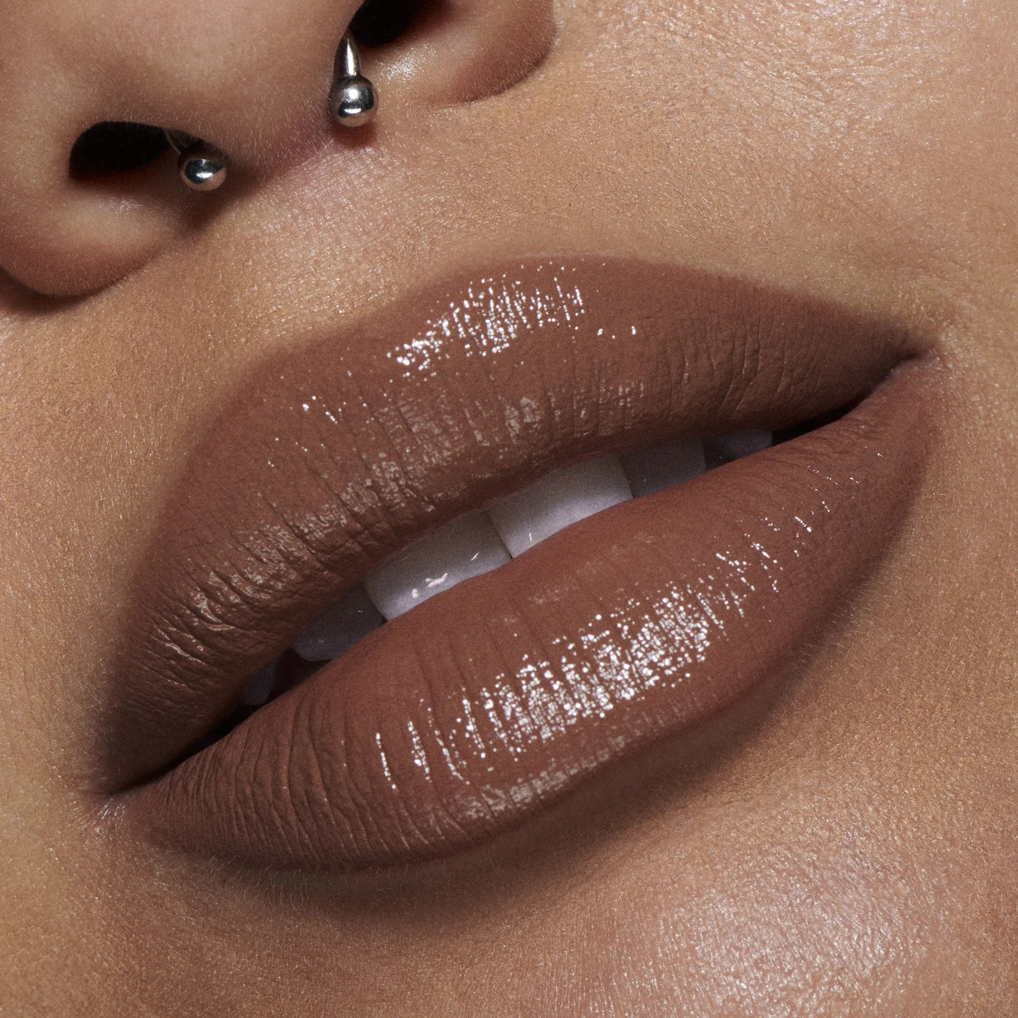 MACXIMAL SLEEK SATIN LIPSTICK Губная помада